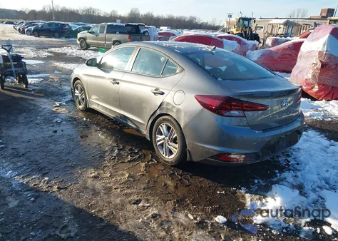 2019 Hyundai Elantra Sel z USA, uszkodzony, nr VIN 5NPD84LF1KH465376